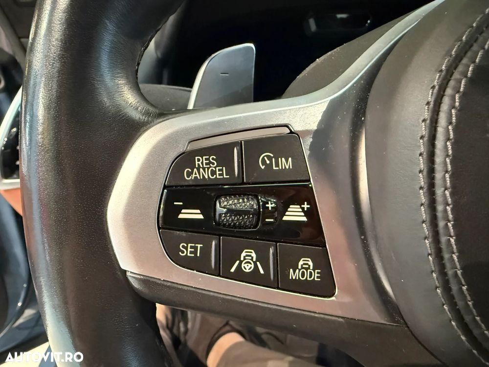 BMW M8 M850i xDrive - 35