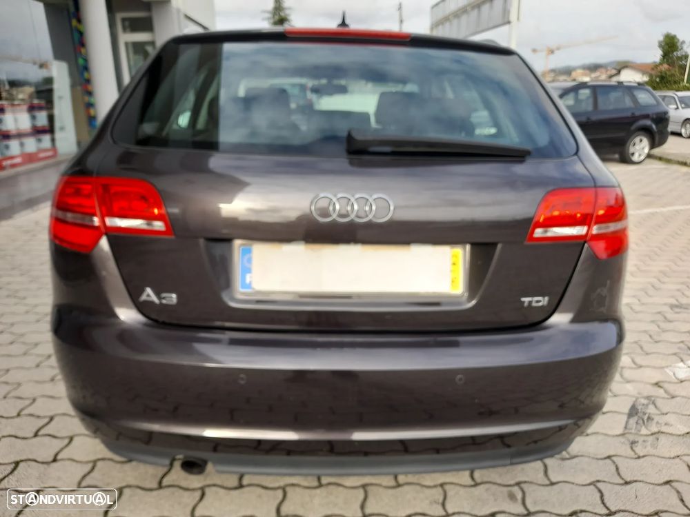 Audi A3 Sportback 1.6 TDI Attraction - 5
