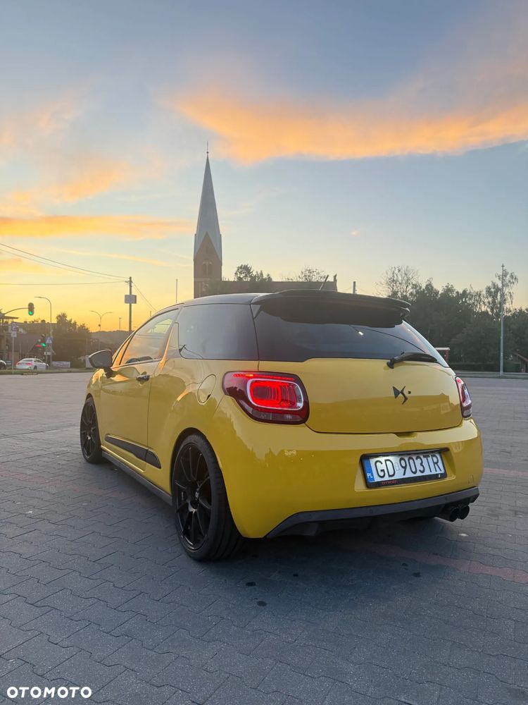 Citroën DS3 1.6 THP SportChic - 4