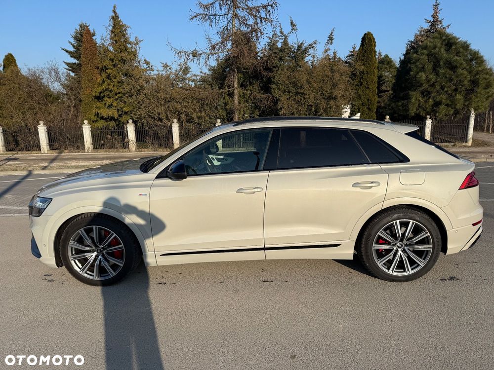 Audi Q8 - 5