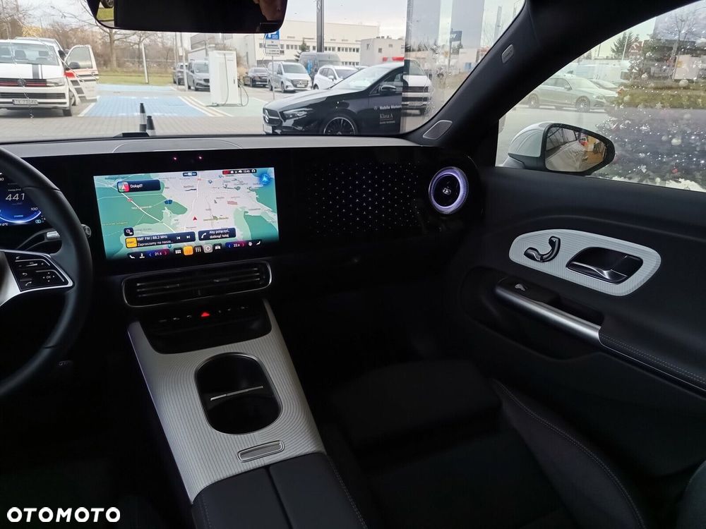 Mercedes-Benz CLA - 14