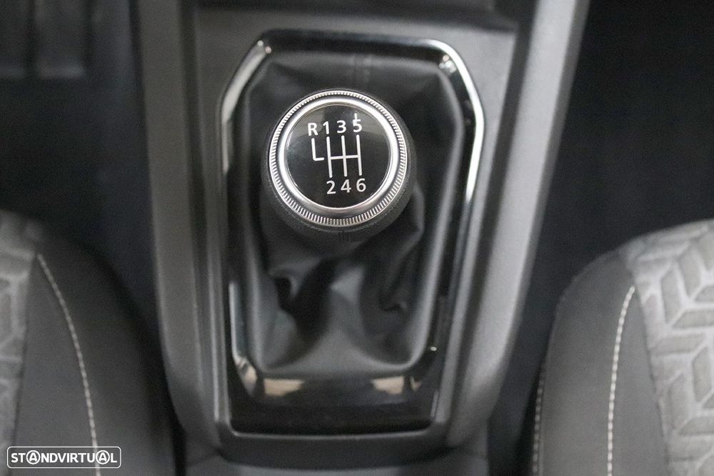 Renault Clio 1.0 TCe Evolution - 14