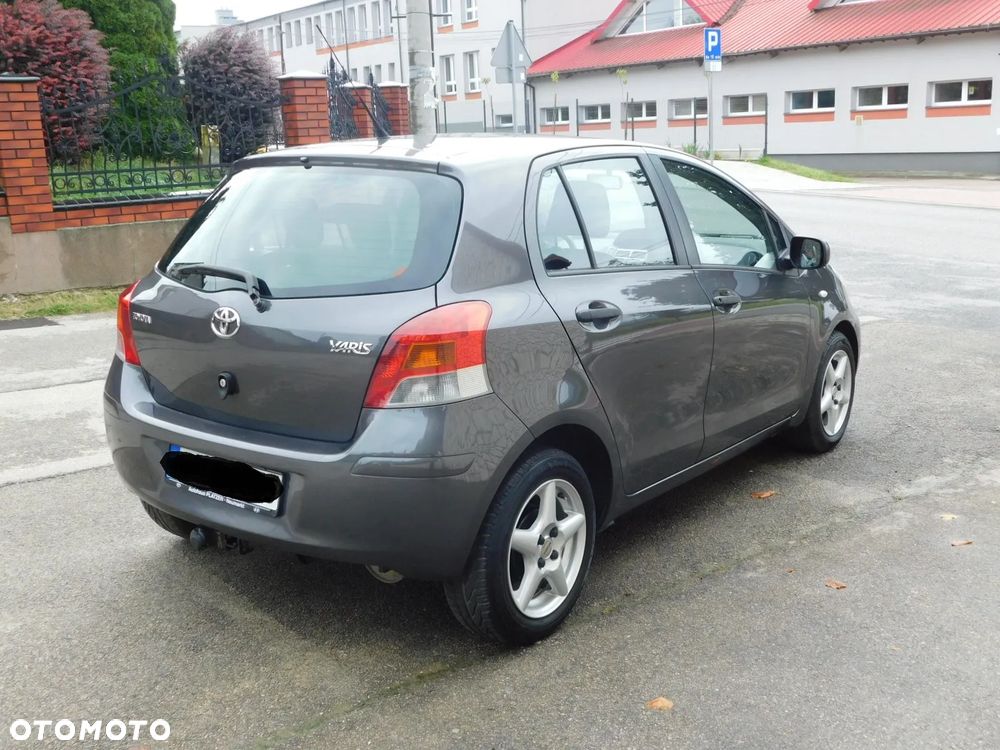 Toyota Yaris 1.33 VVT-i Life - 8