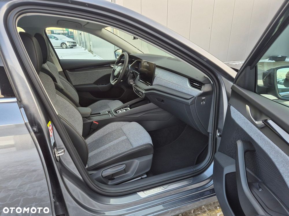 Skoda Octavia 2.0 TDI Selection DSG - 12