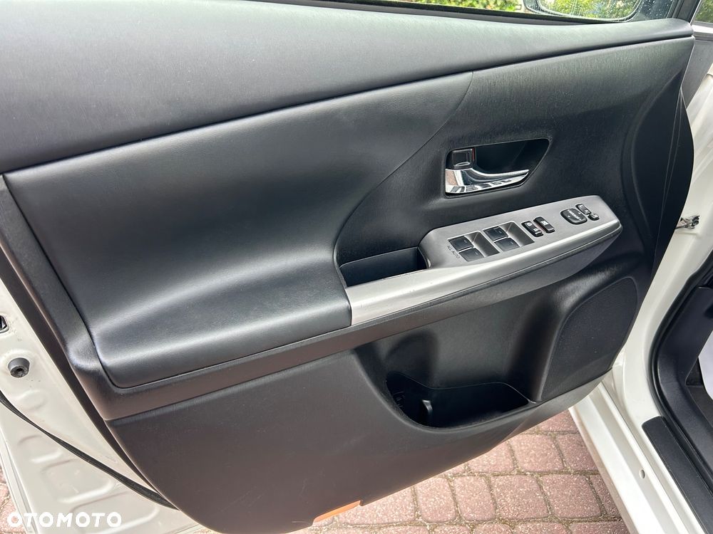 Toyota Prius+ - 16