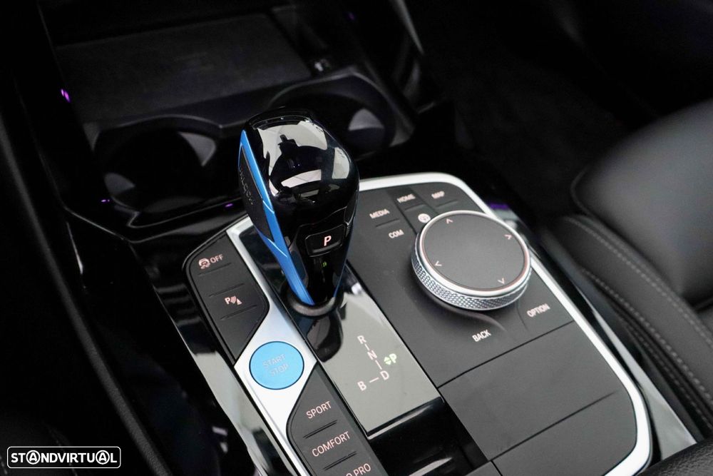 BMW iX3 M Sport Inspiring - 45