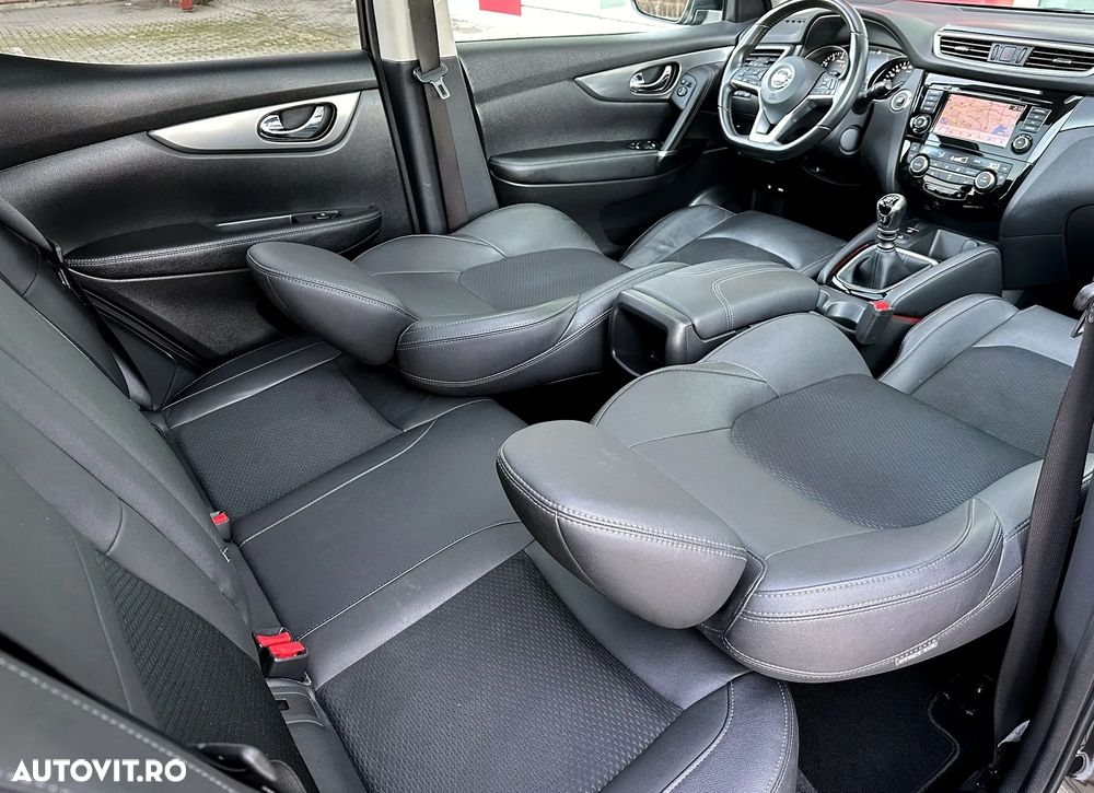 Nissan Qashqai - 16