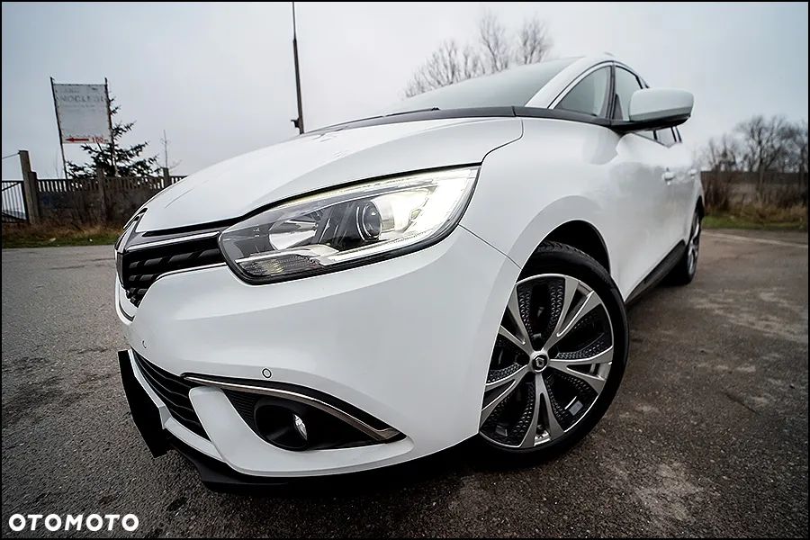 Renault Grand Scenic - 15