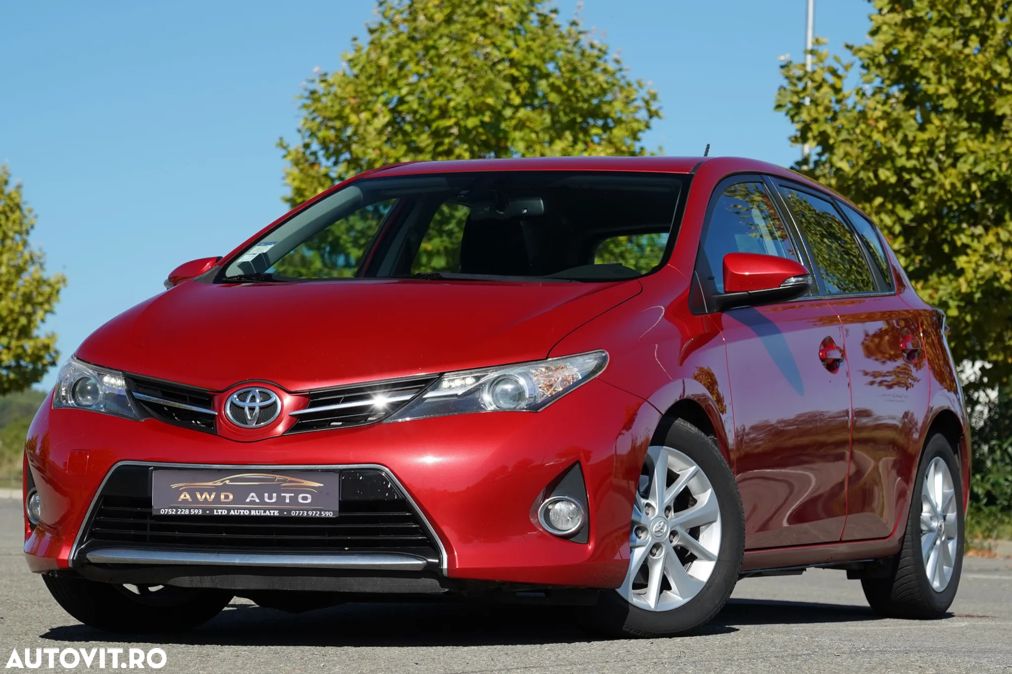 Toyota Auris 2.0 D-4D Comfort - 2