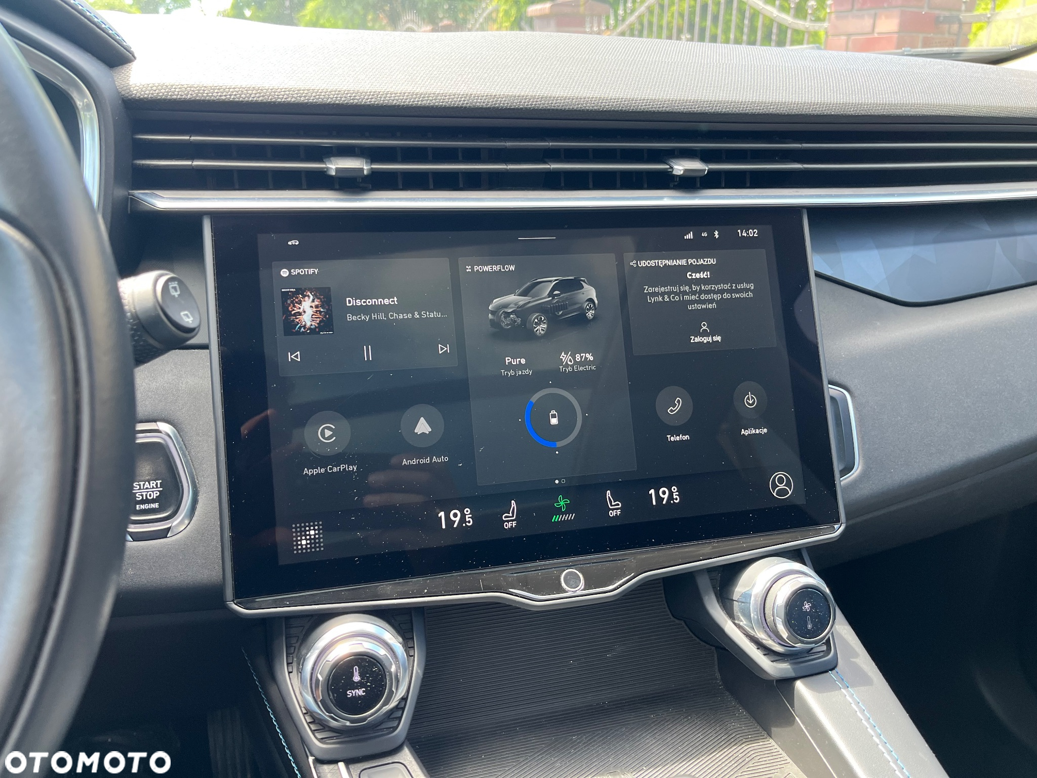 Lynk & Co 01 PHEV - 32