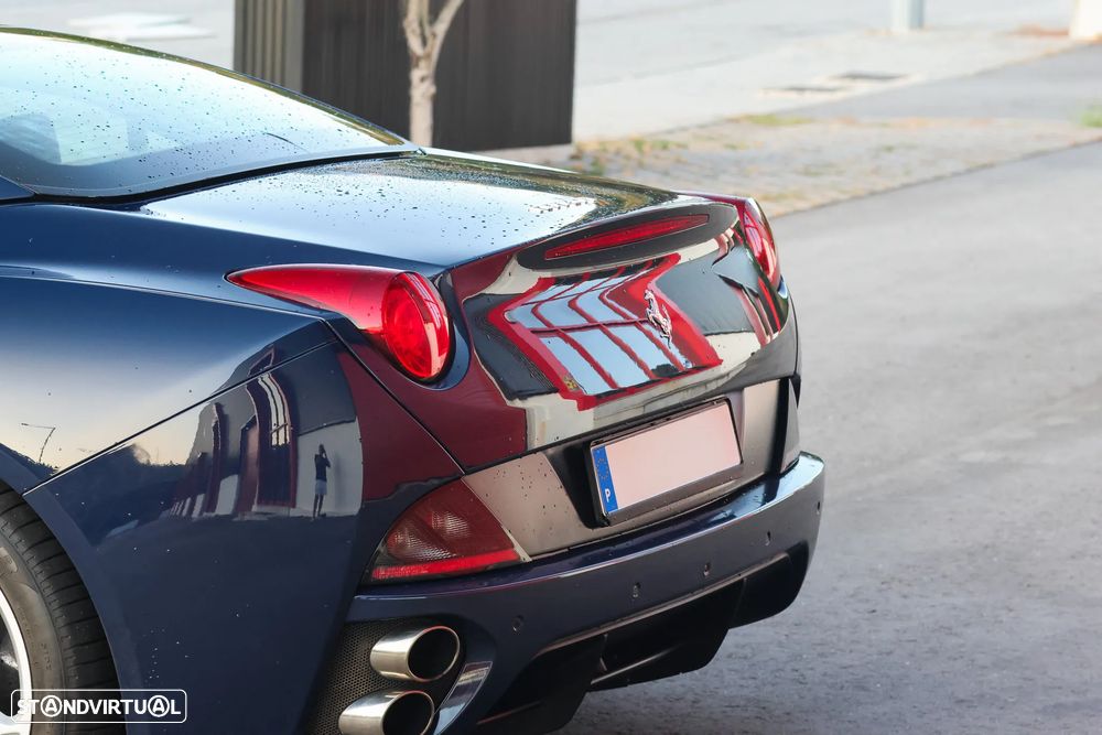 Ferrari California F1 - 18
