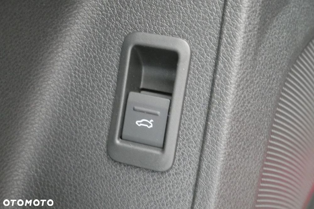 Audi Q3 2.0 TDI S tronic - 18