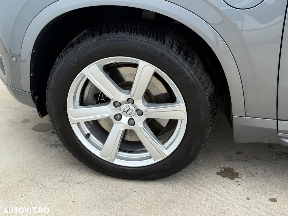 Volvo XC 90 T6 AWD Geartronic Momentum - 29