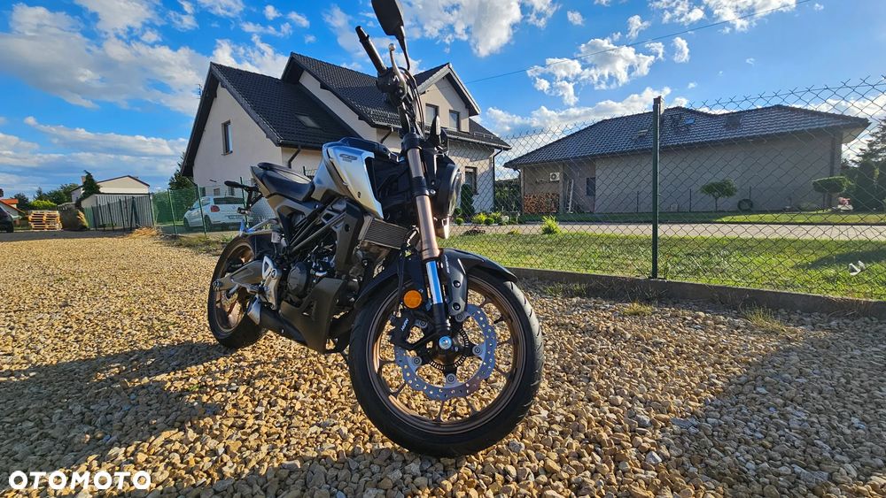 Honda CB - 4