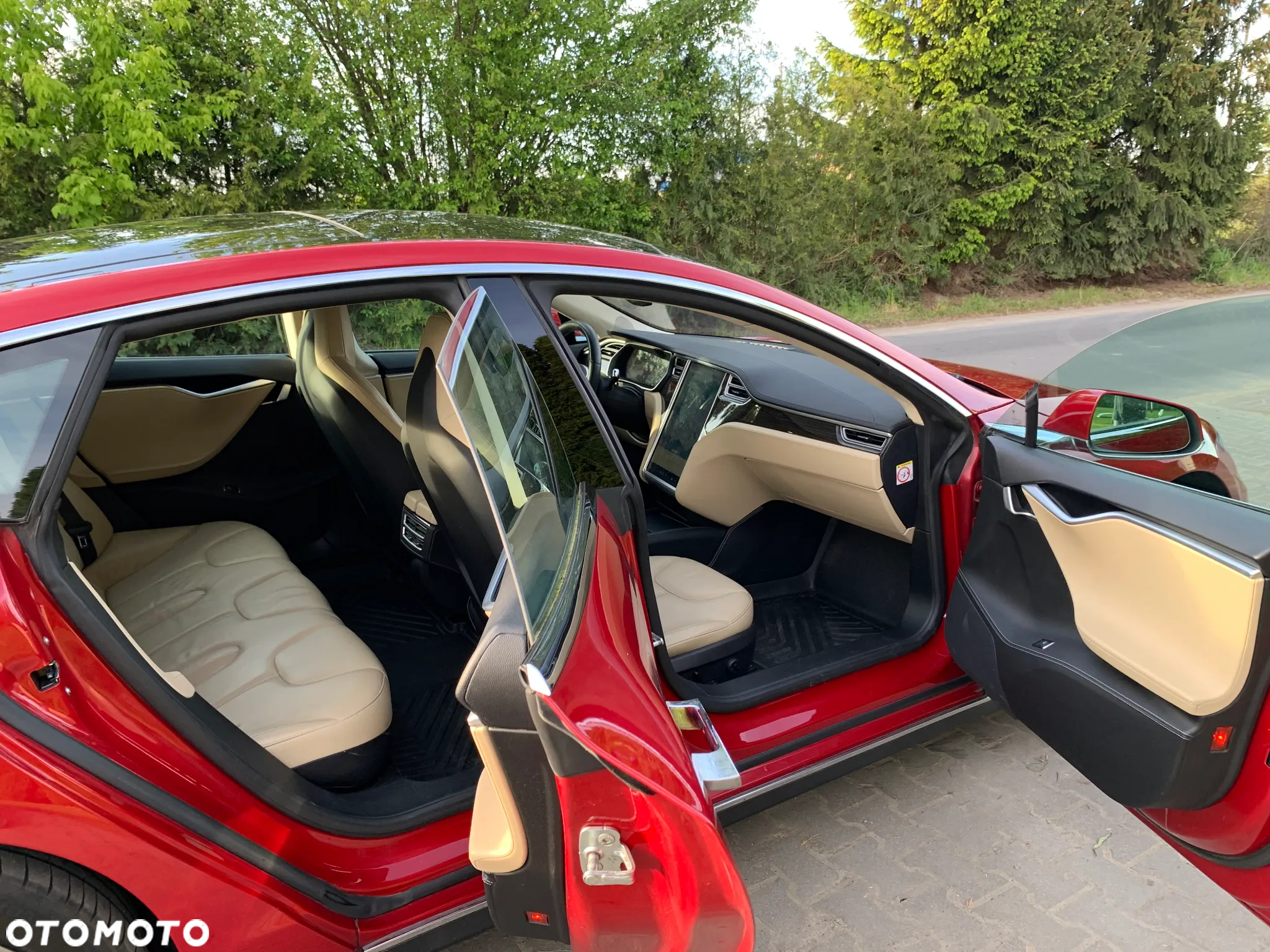 Tesla Model S Performance - 8
