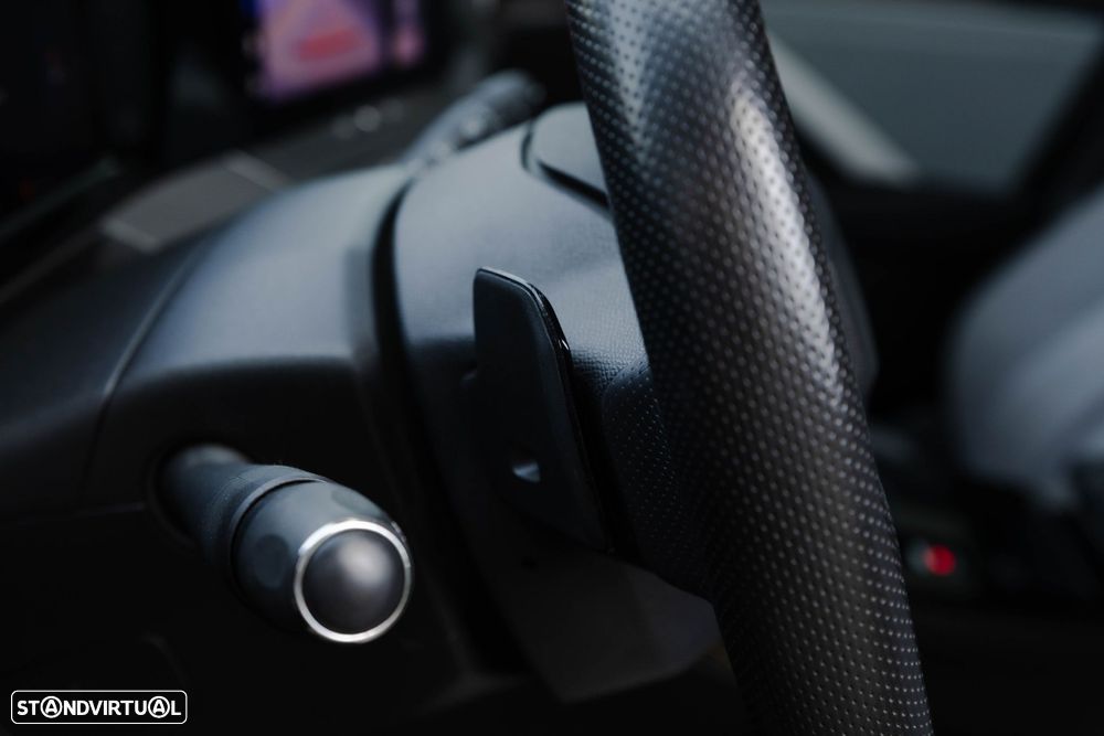 Opel Astra 1.5 D Elegance Aut. - 32