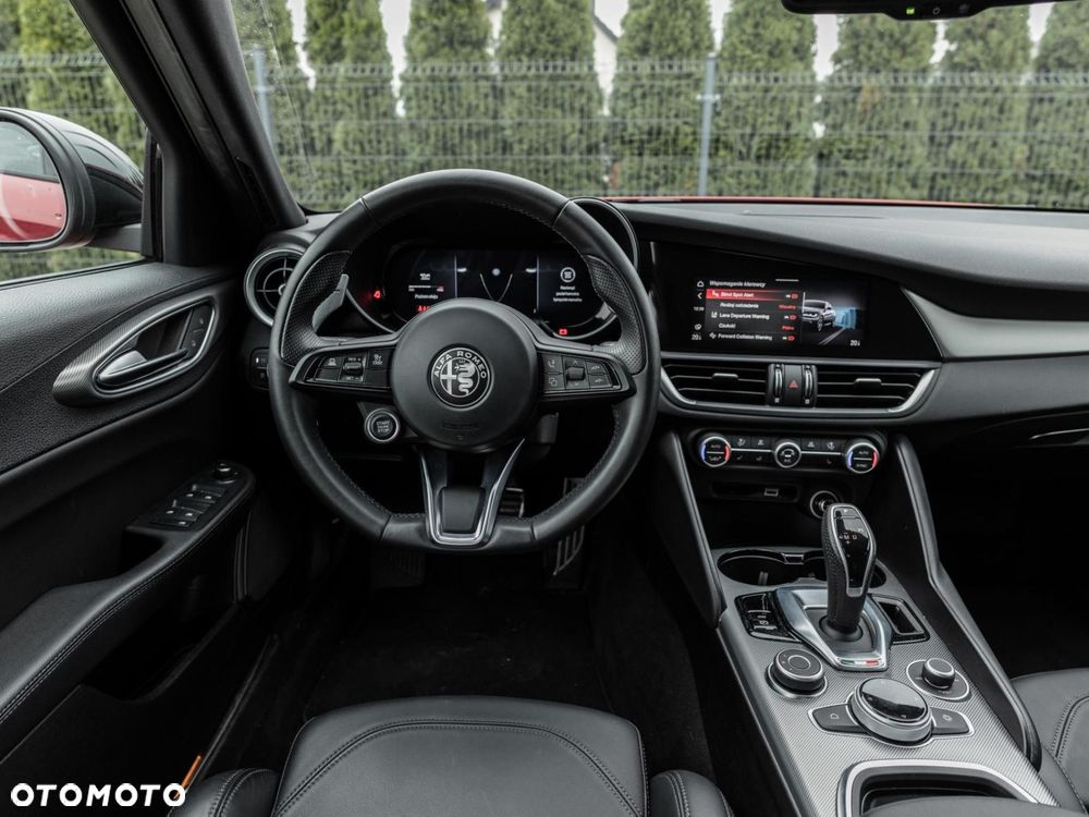 Alfa Romeo Giulia - 20