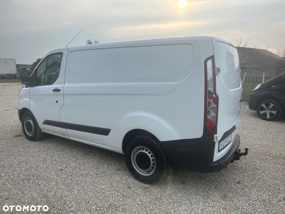 Ford Transit Custom - 4