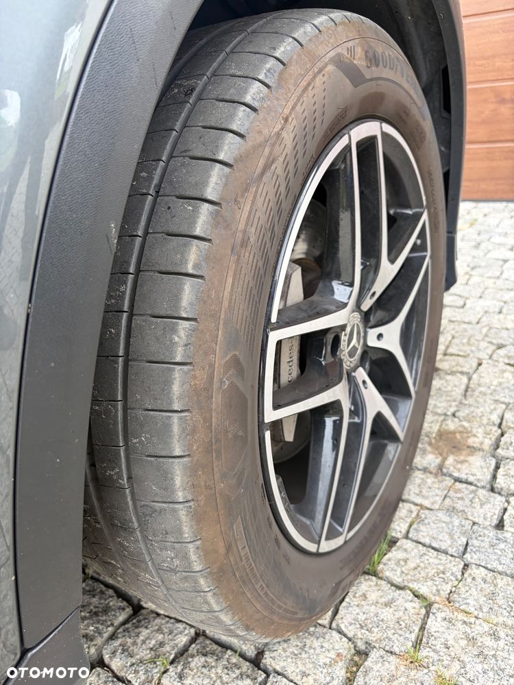 Mercedes-Benz GLC 220 d 4-Matic - 16