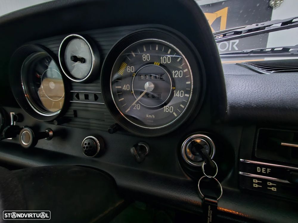 Mercedes-Benz W114/W115 (1968-1974) - 12