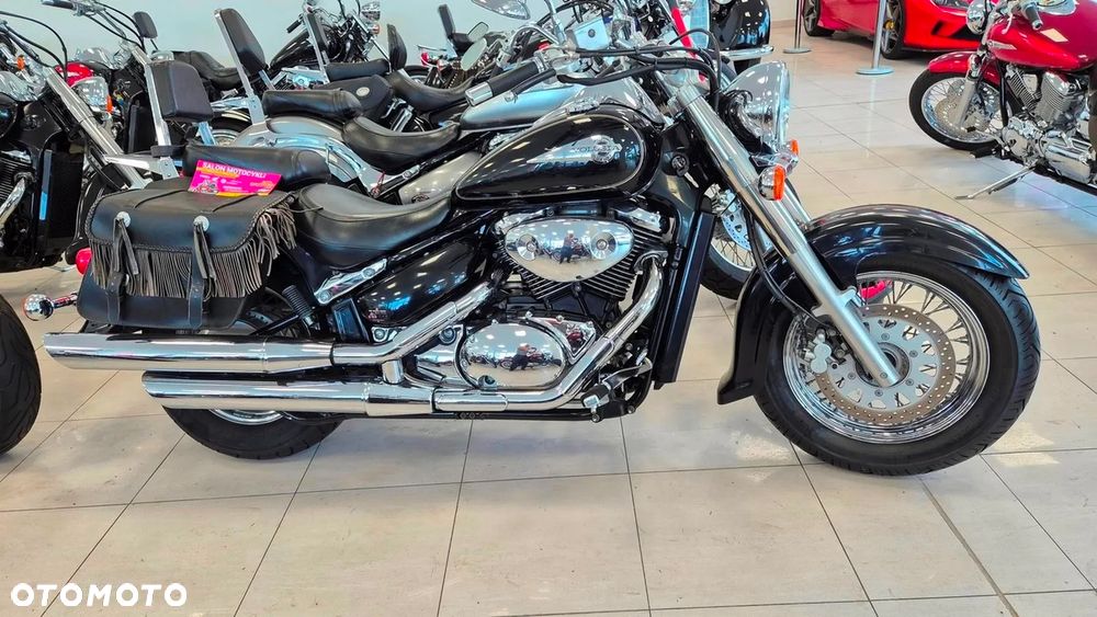 Suzuki Intruder - 10
