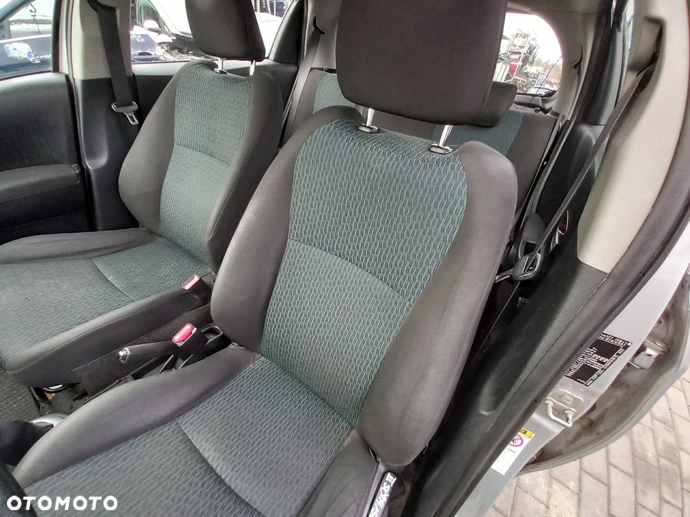 TOYOTA YARIS III FOTELE KANAPA KOMPLET - 2