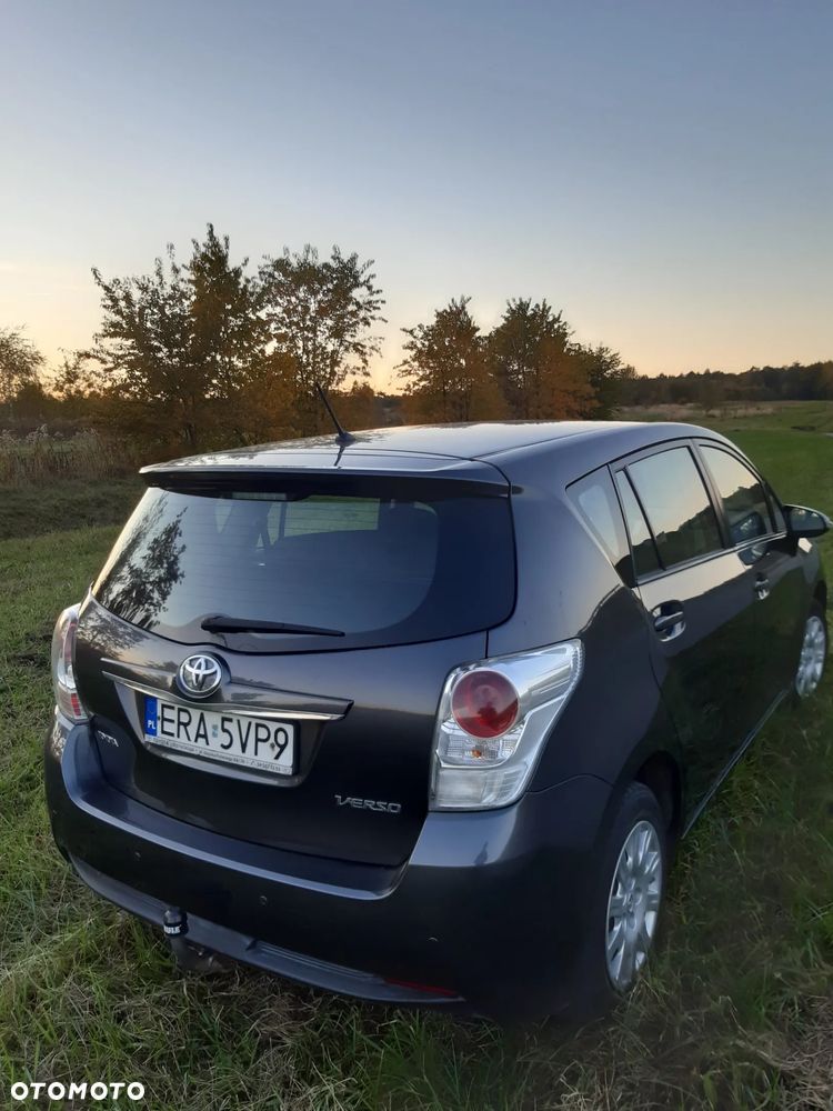 Toyota Verso 1.6 Active - 4
