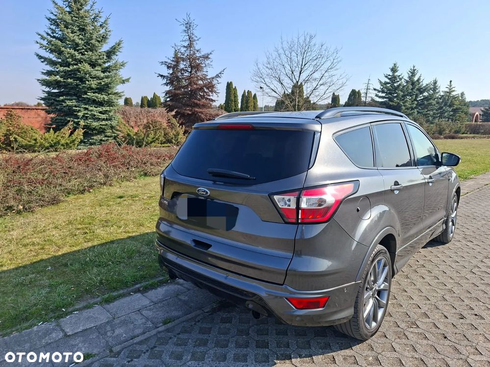 Ford Kuga 2.0 TDCi 4x2 ST-Line - 4