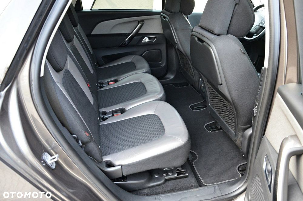 Citroën C4 Picasso PureTech 130 Stop&Start EAT6 SELECTION - 33