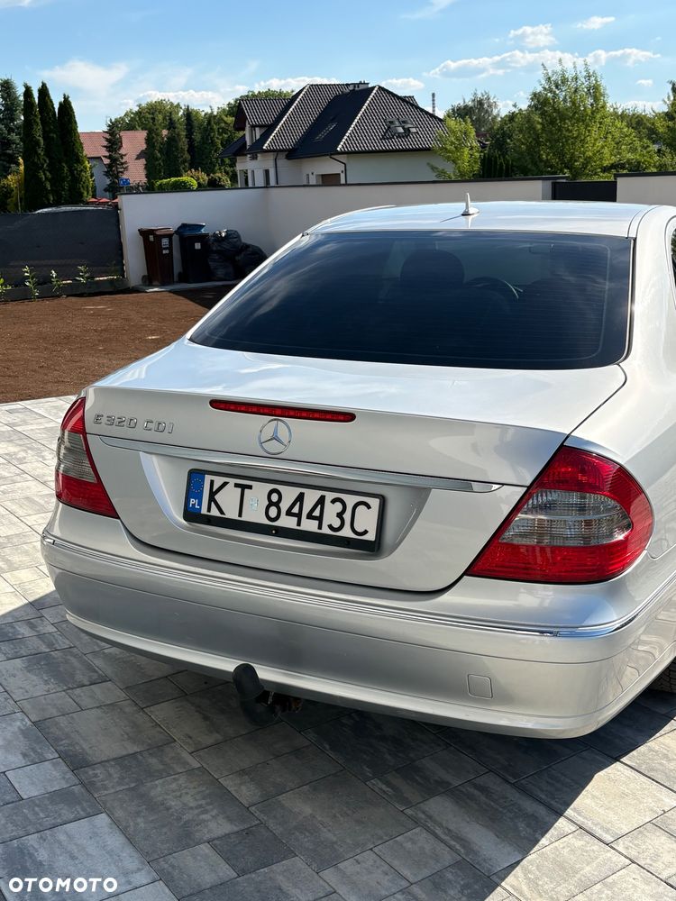Mercedes-Benz Klasa E 320 CDI Classic - 6