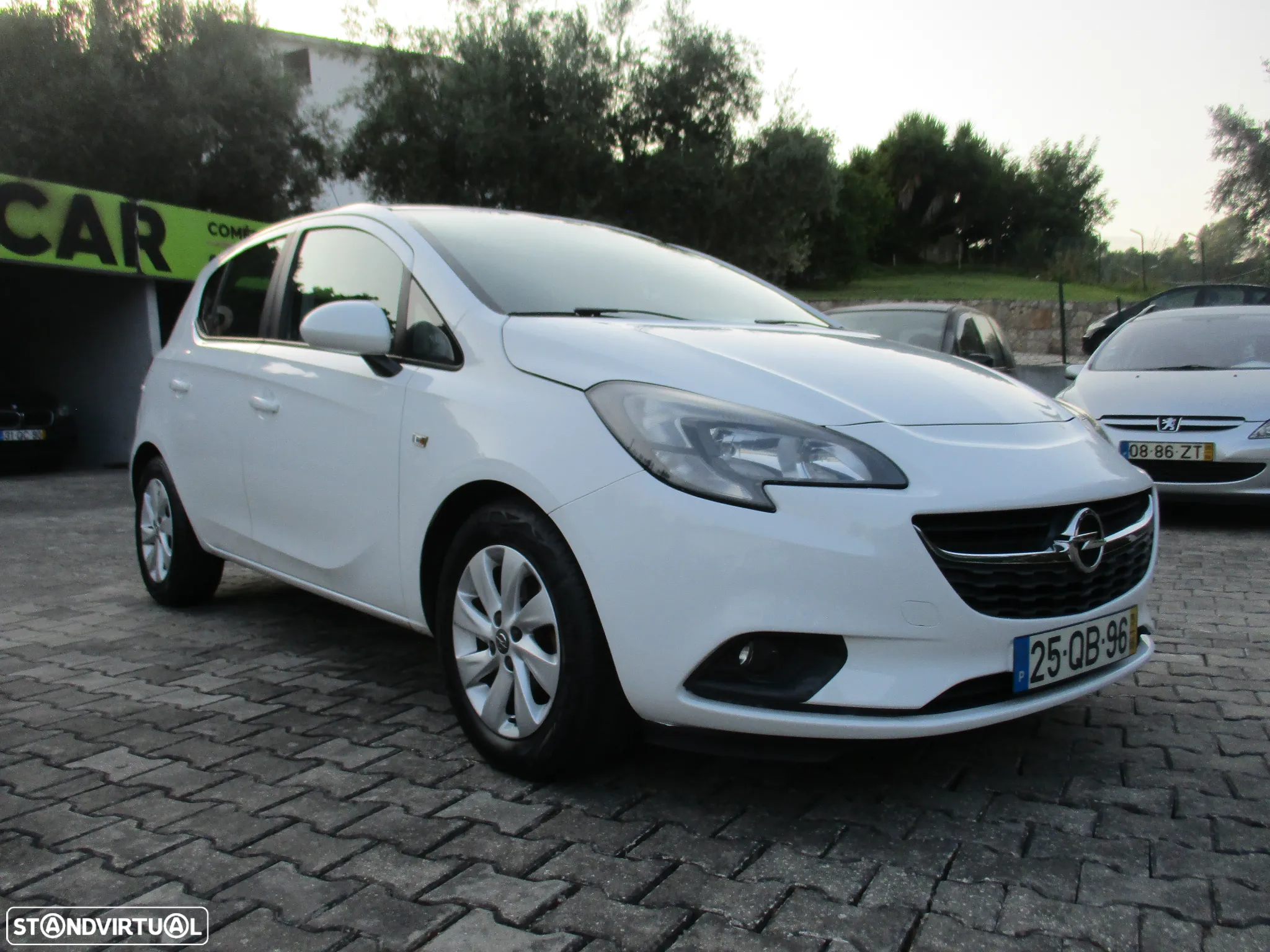 Opel Corsa 1.2 Edition - 2