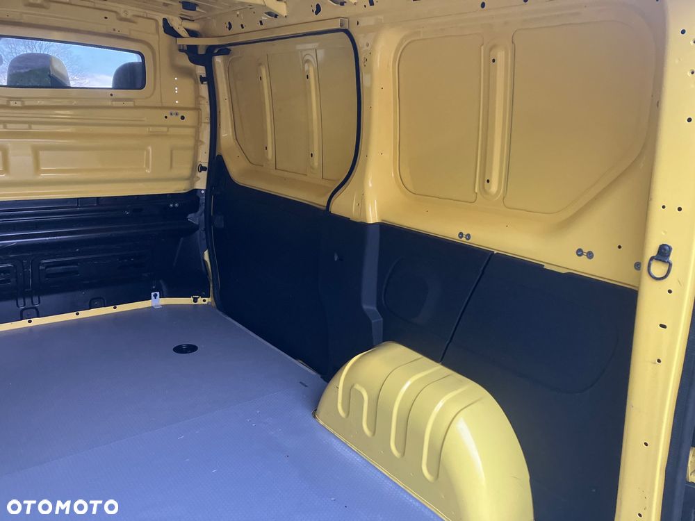 Renault Trafic Vivaro Custom T6 Talento Vito Nv300 Partner Expert - 18