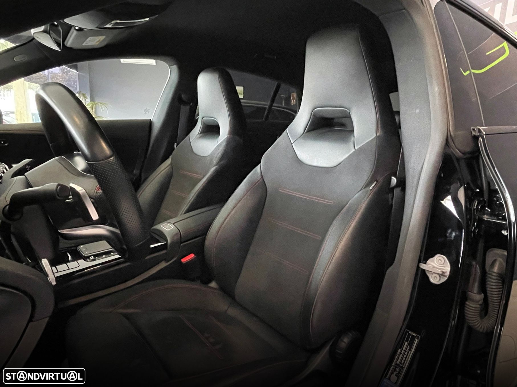 Mercedes-Benz CLA 250 - 18