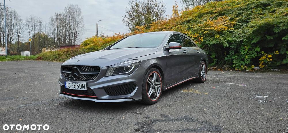 Mercedes-Benz CLA 200 AMG Line - 2