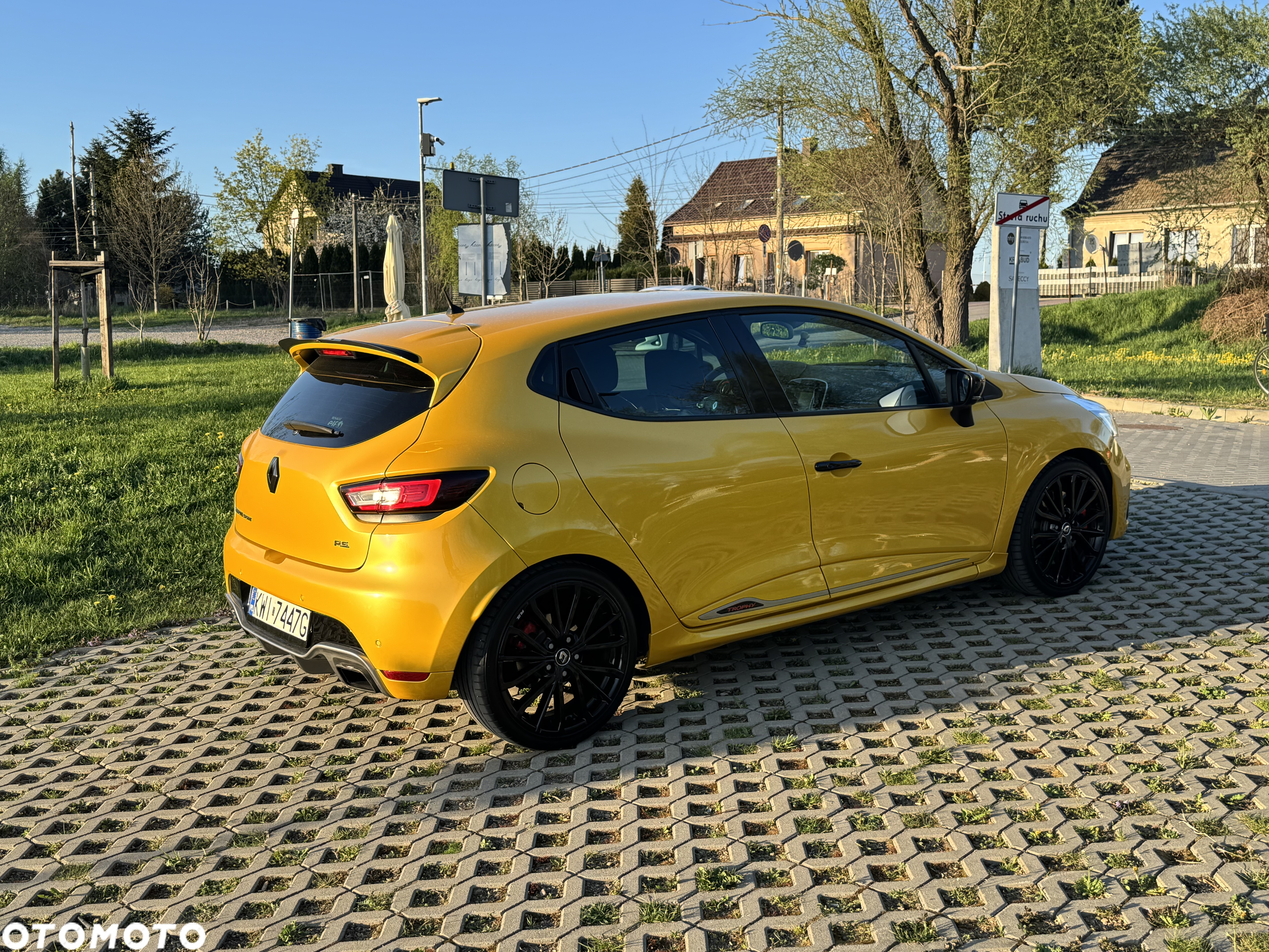 Renault Clio 1.6 R.S.Trophy 220 EDC - 4