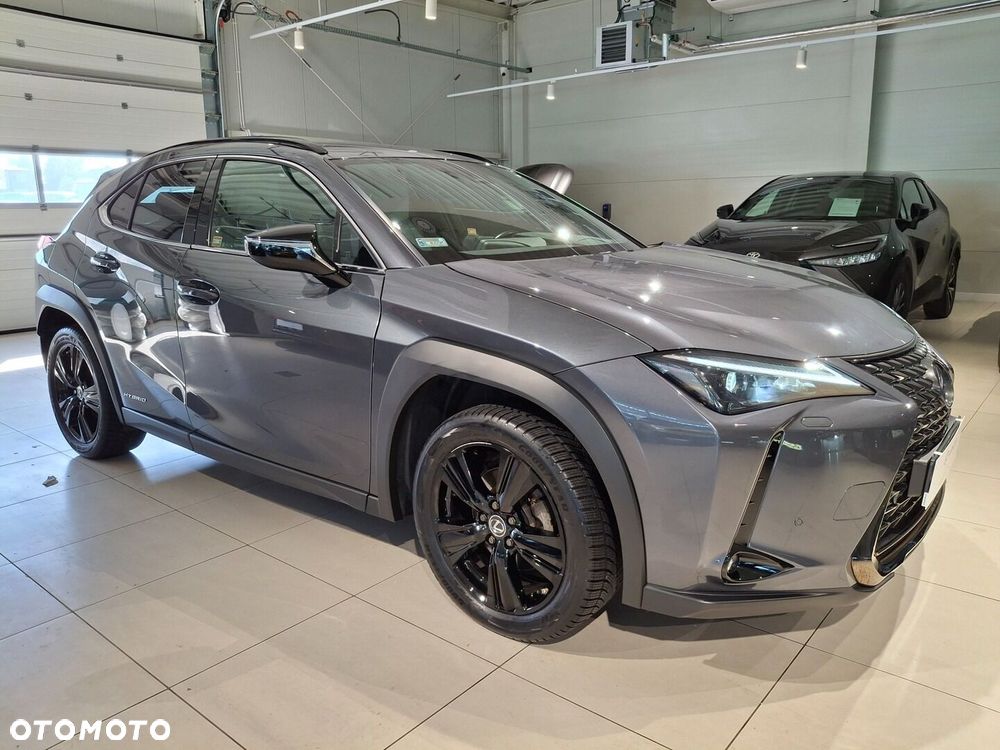 Lexus UX - 13