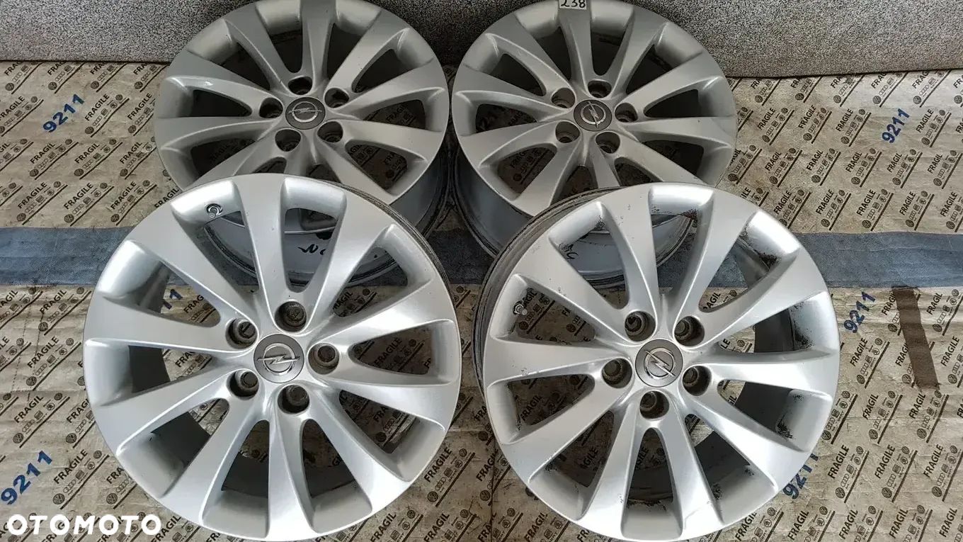 FELGI ALU OPEL INSYGNIA 8JX18 IS42 5X120 CZUJNIKI TMPS - 1