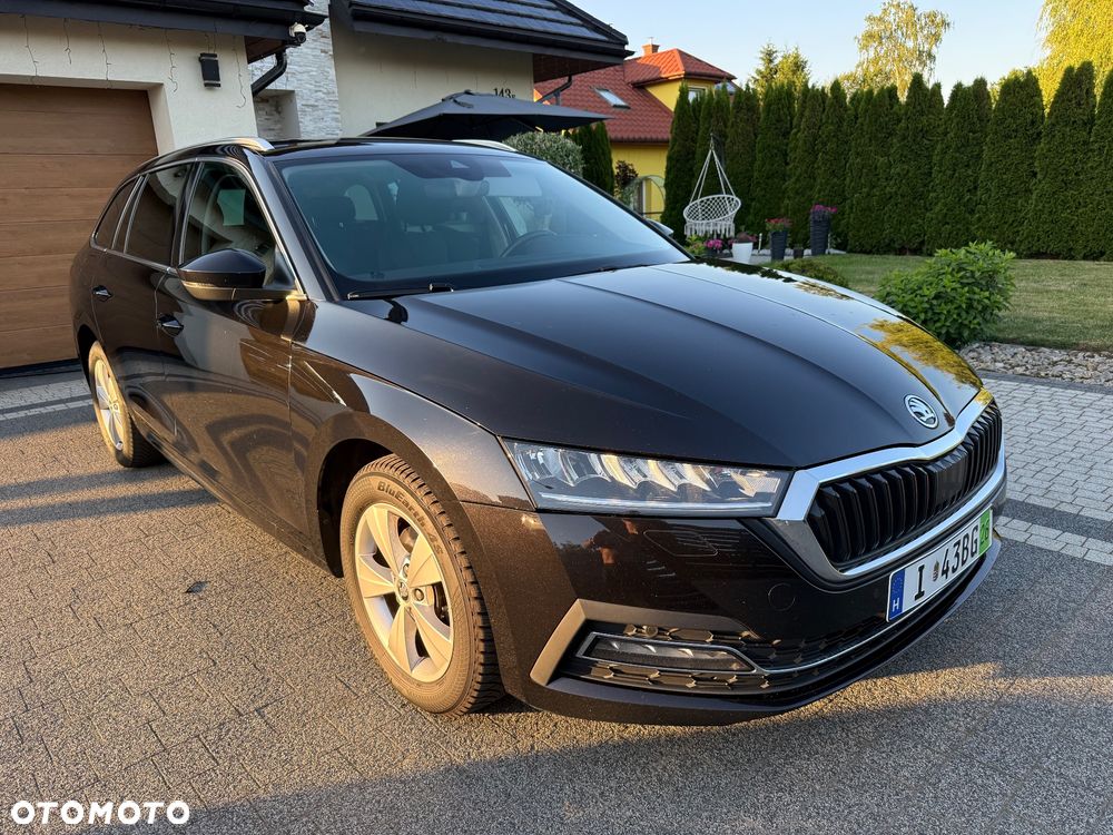 Skoda Octavia 2.0 TDI Elegance DSG - 6