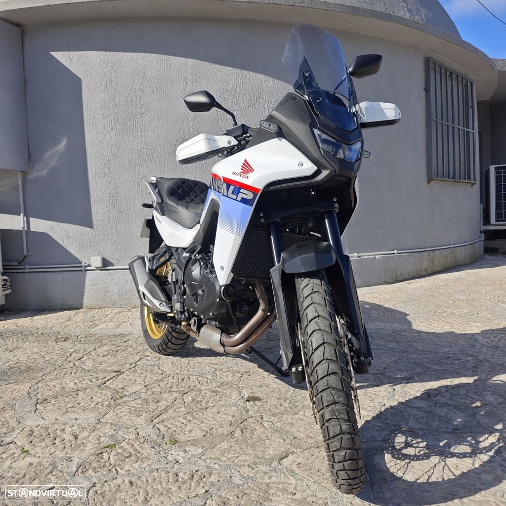 Honda Transalp 750 - 1