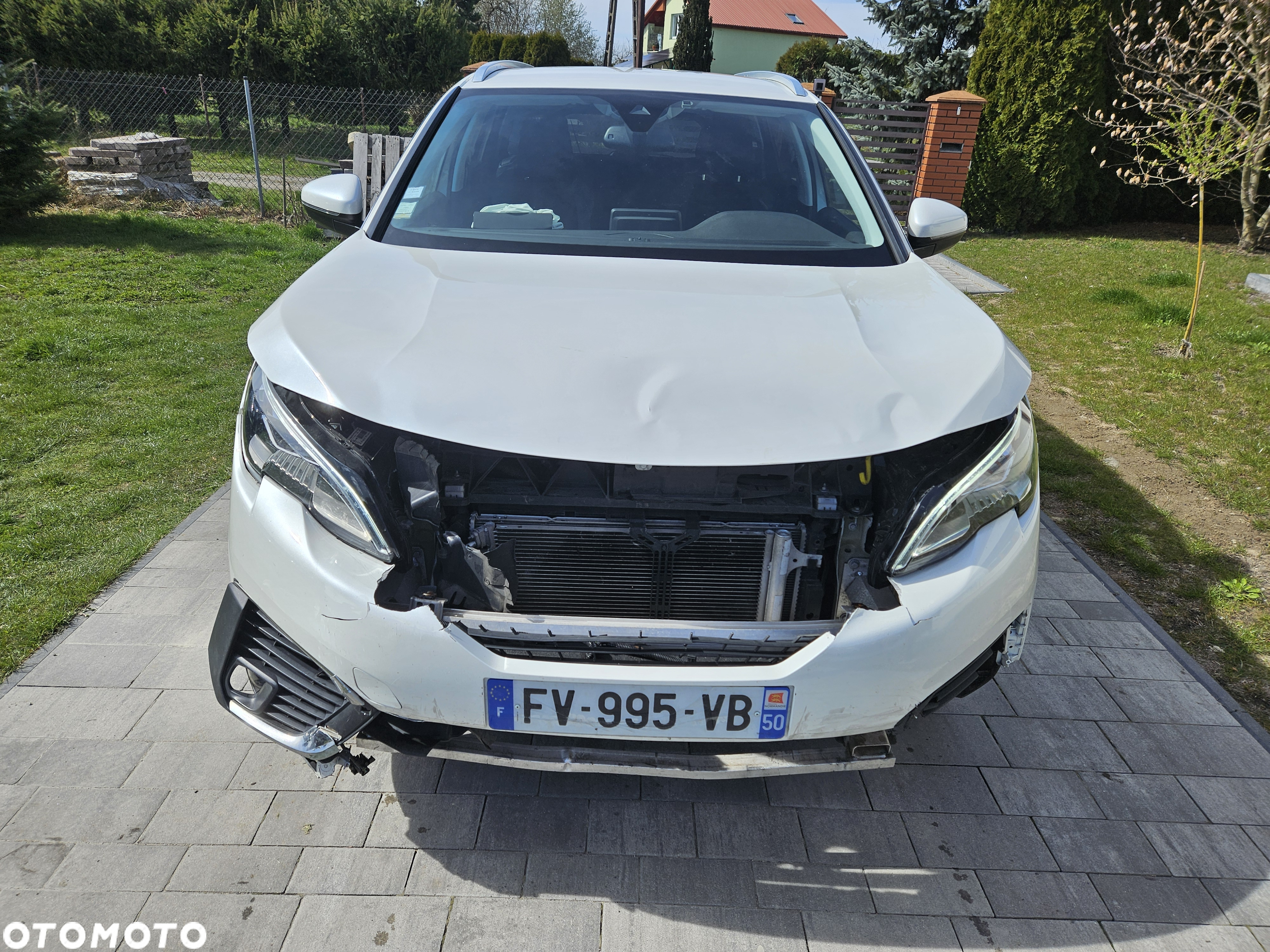 Peugeot 5008 1.5 BlueHDi Active S&S EAT8 - 13