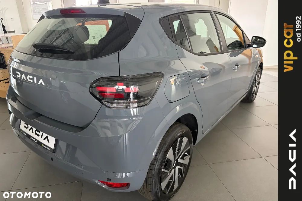 Dacia Sandero - 4