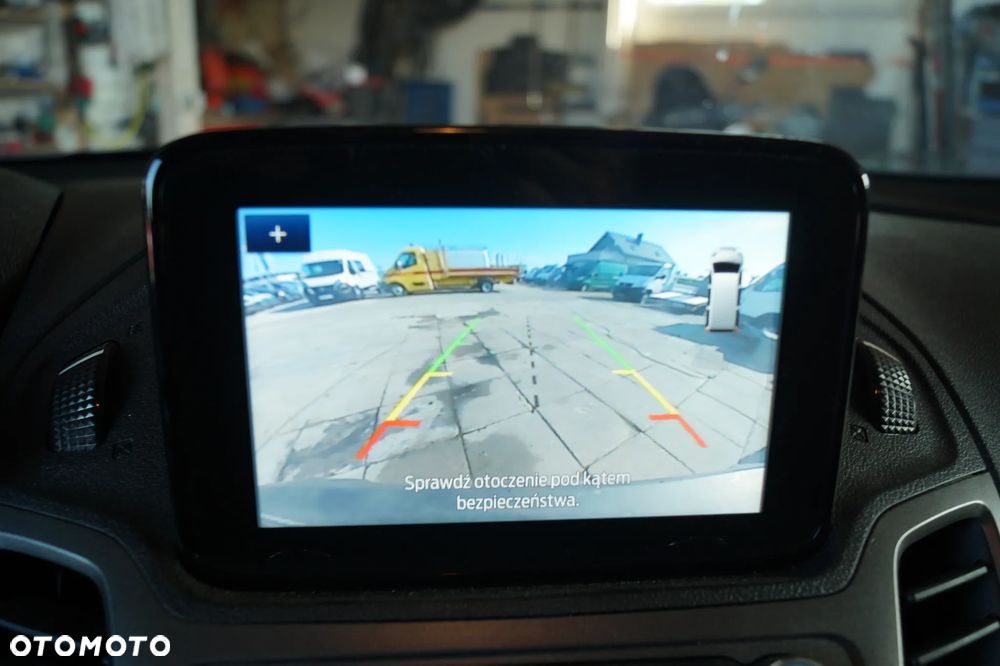 Ford Transit Connect - 25