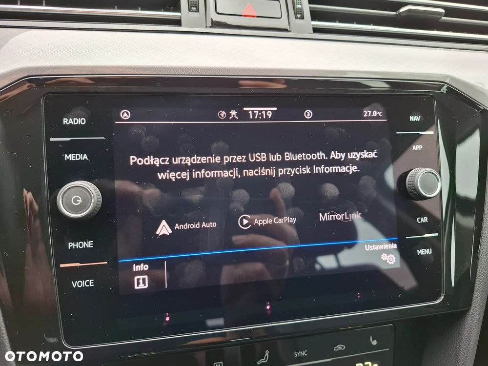 Volkswagen Passat Variant 2.0 TDI EVO Business DSG - 29