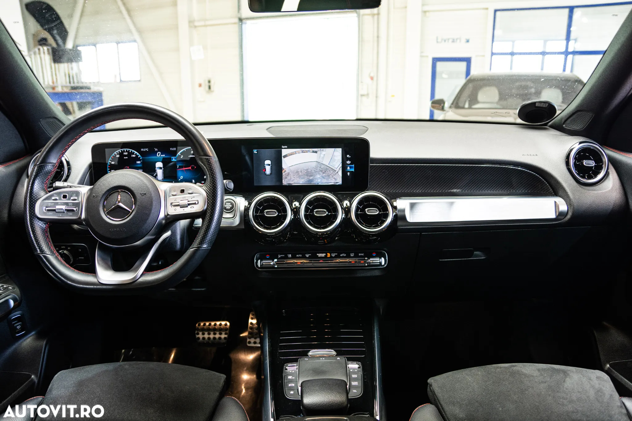 Mercedes-Benz GLB 200 d 8G-DCT AMG Line - 8