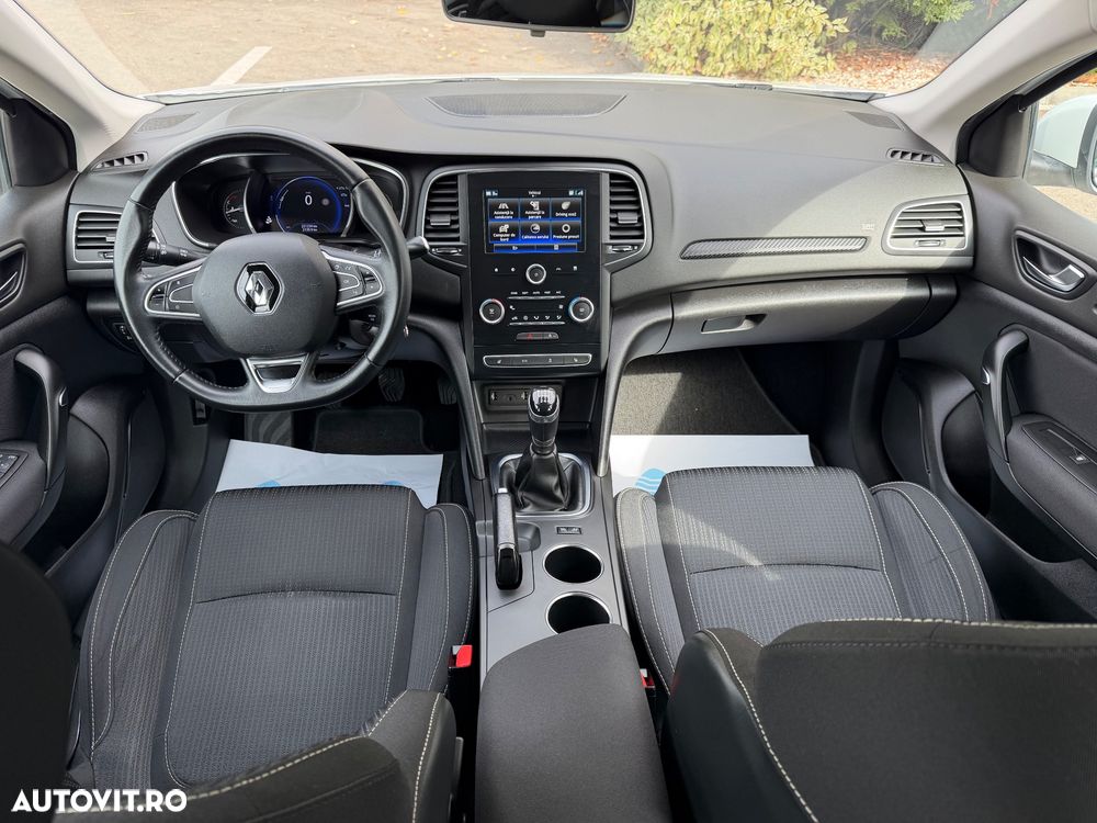 RENAULT Megane 2019 — imagine 8