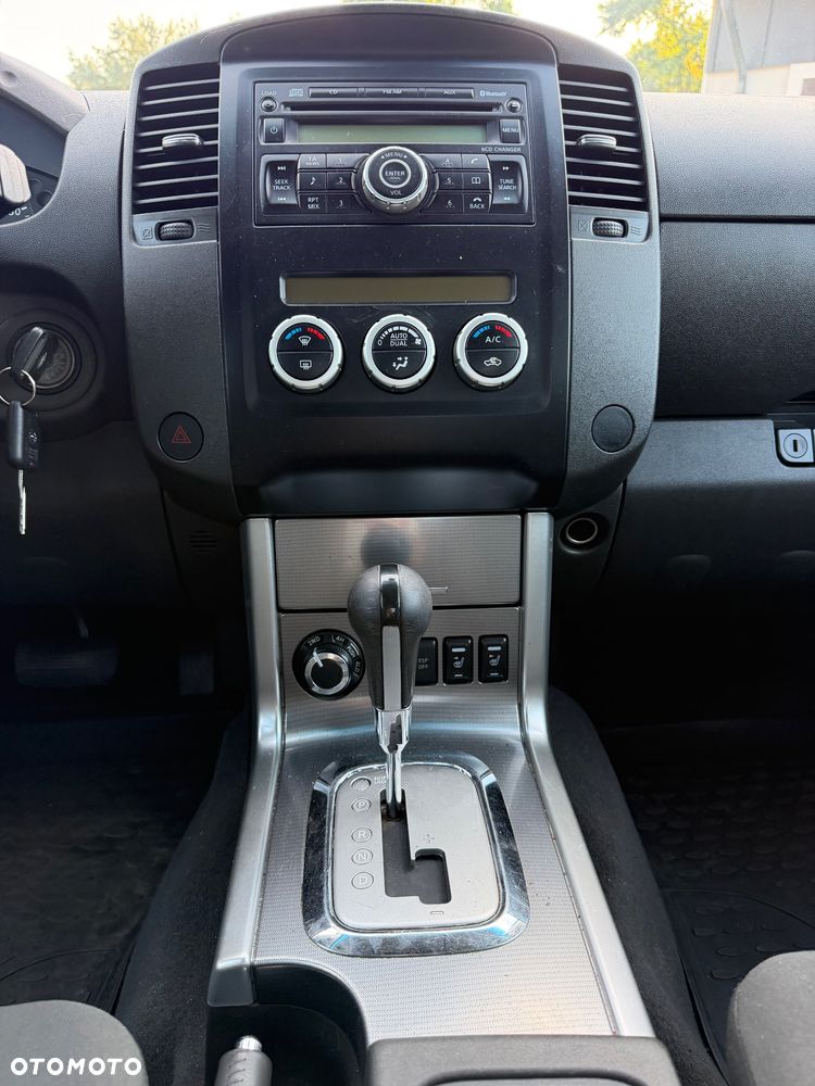 Nissan Navara DPF Autm Platinum - 13