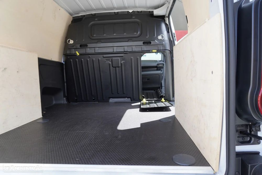 Citroën Berlingo M 130 EAT8 MAX - 24