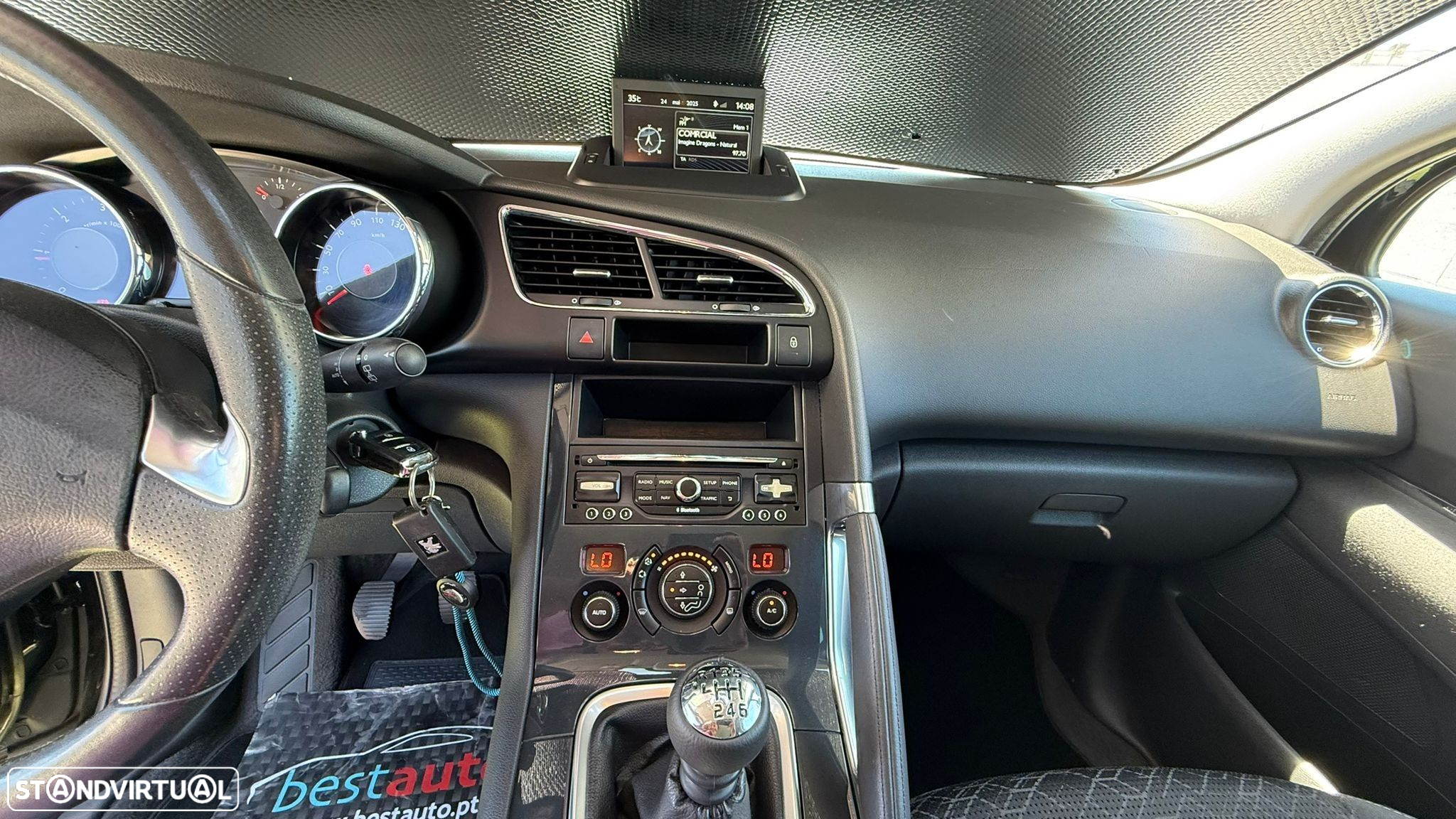 Peugeot 3008 1.6 BlueHDi Style - 25