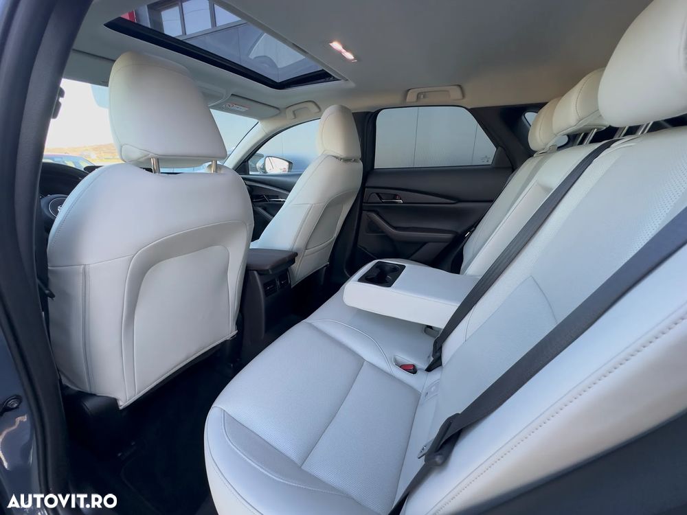 Mazda CX-30 SKYACTIV-X 2.0 M-Hybrid AWD Aut. SELECTION - 17