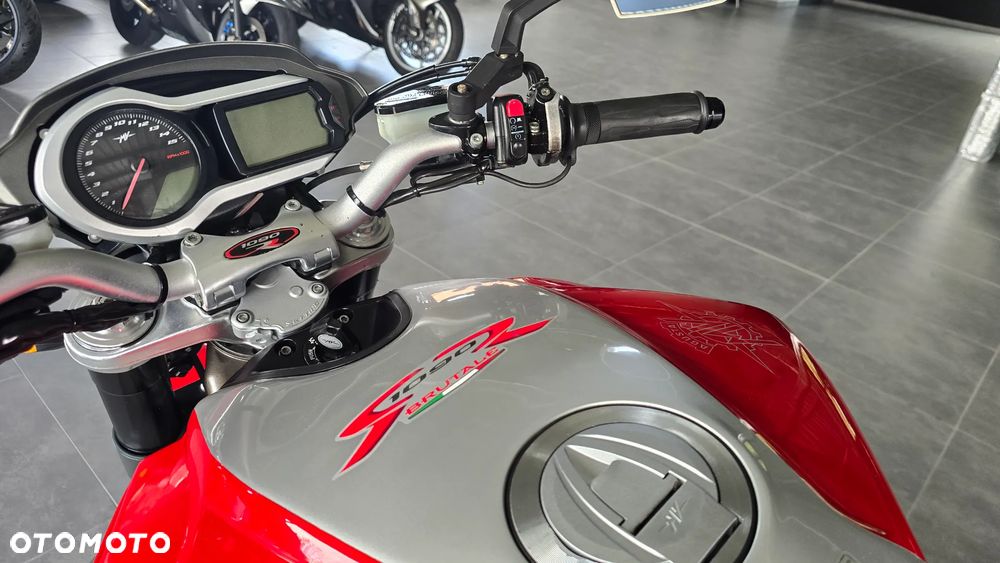 MV AGUSTA Brutale - 19